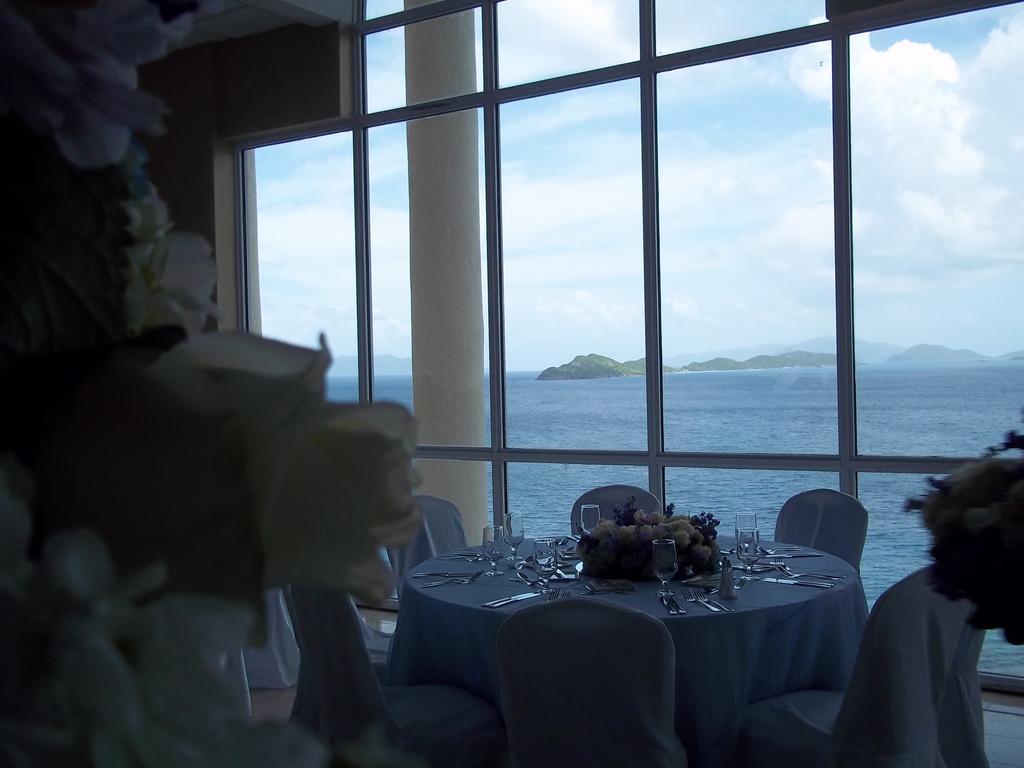シュガー ベイ リゾート&スパ Smith Bay  エクステリア 写真